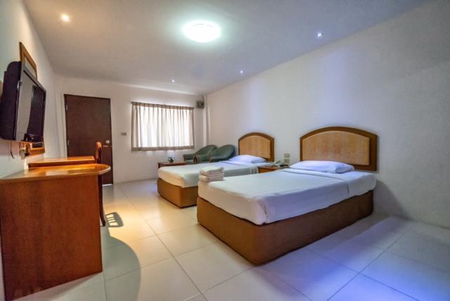 Golden House Service And Apartment ระยอง ภายนอก รูปภาพ
